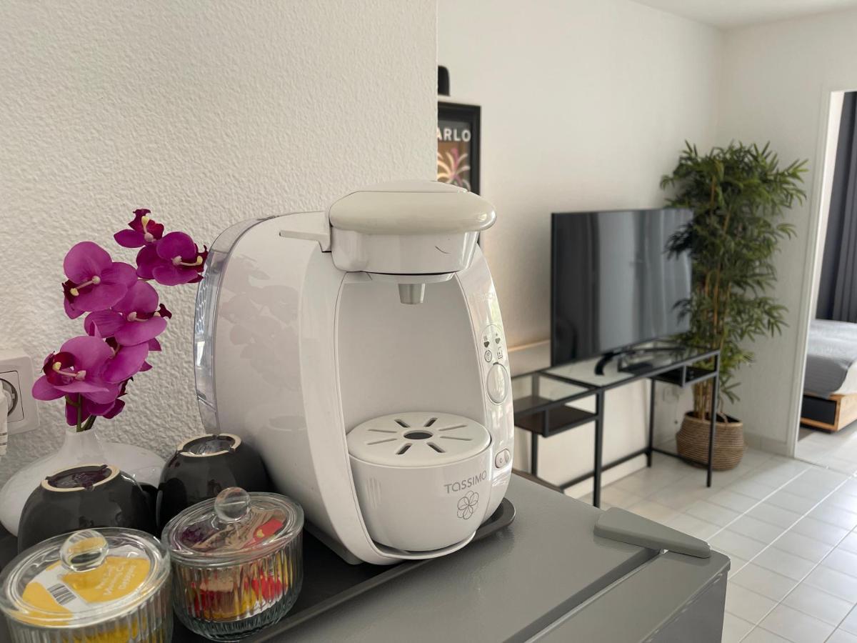 Monaco Hilltop Suites Бюсолей Екстериор снимка
