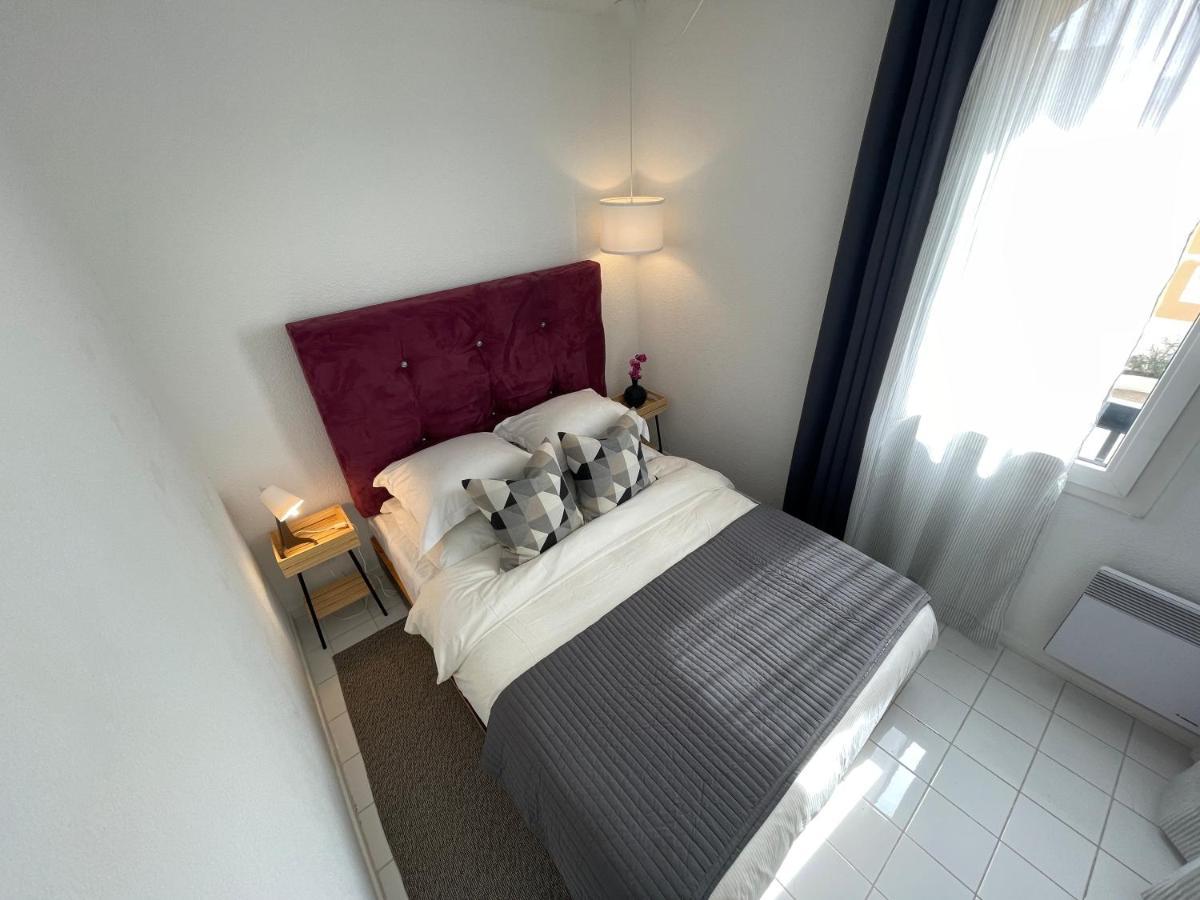 Monaco Hilltop Suites Бюсолей Екстериор снимка