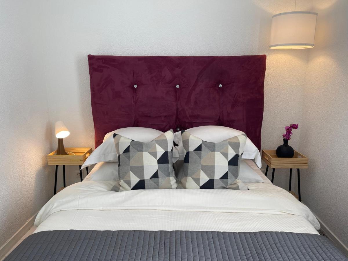 Monaco Hilltop Suites Бюсолей Екстериор снимка